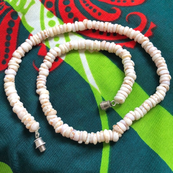 1960s Puka Shell Choker - Picture 1 of 5